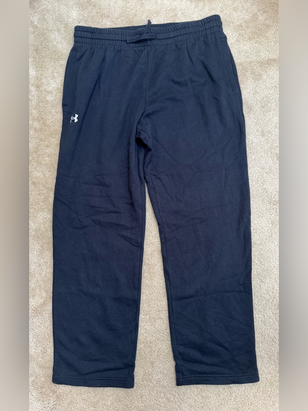 Women’s Sz XL Under Armour Black Wide Leg Sweatpants with Logo & 2 side pockets.